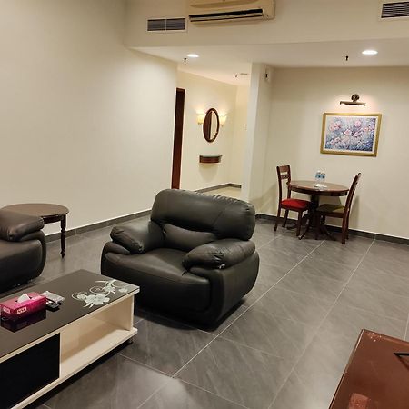 Kl Landmark Apartment At Berjay Times Square كوالالمبور المظهر الخارجي الصورة